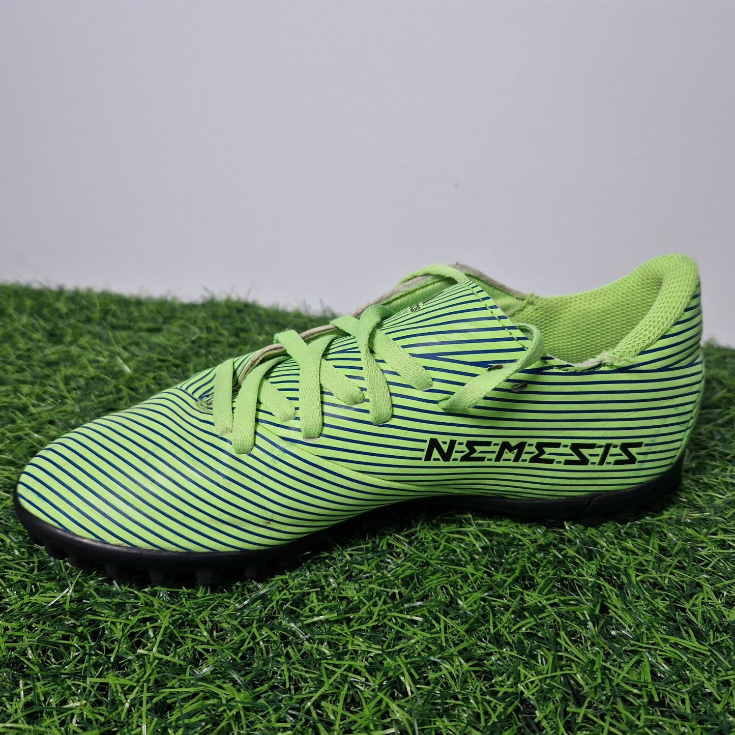 ADIDAS Nemeziz 19.4 Astro Football Boots - Indoor / Outdoor - Green - Size UK 3