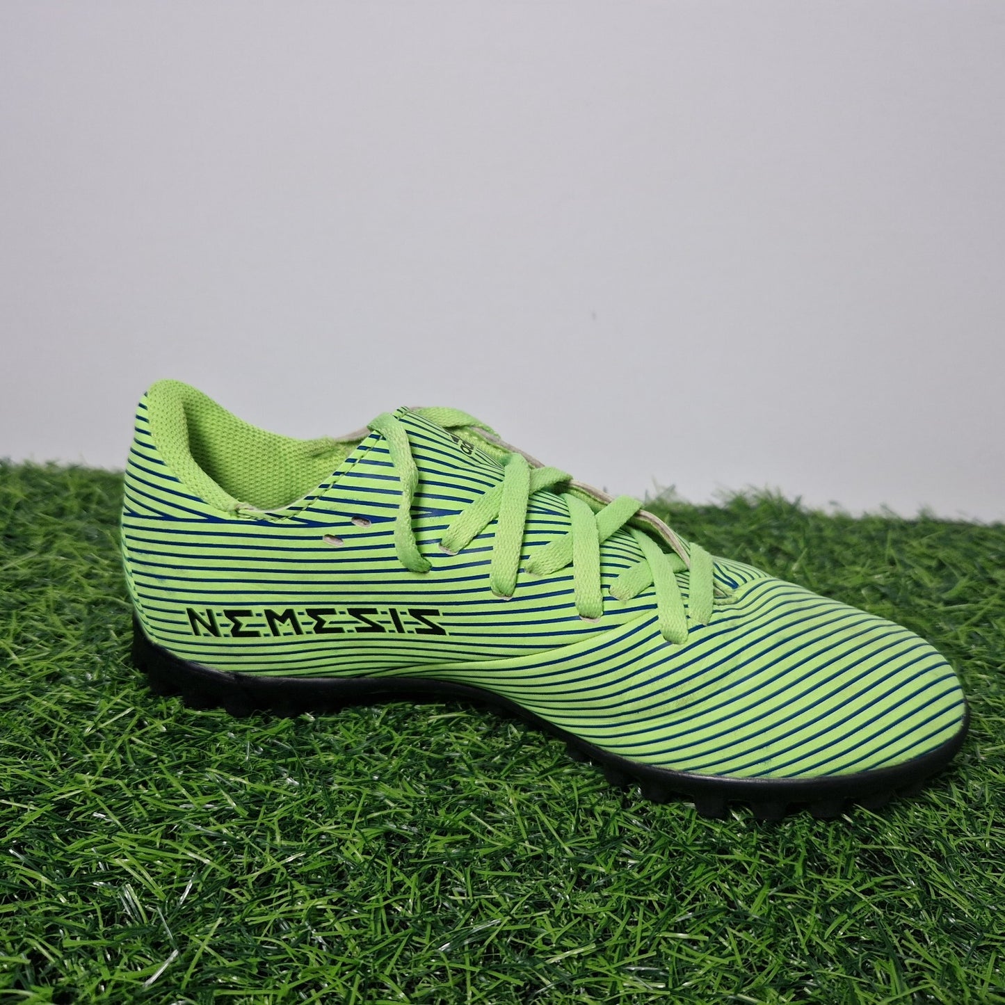 ADIDAS Nemeziz 19.4 Astro Football Boots - Indoor / Outdoor - Green - Size UK 3